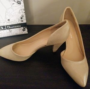 NWT CL by Laundry Angelina